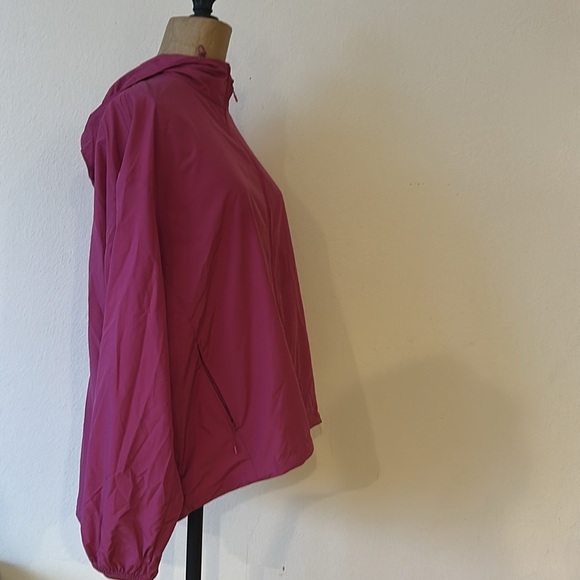 Uniqlo sz M pocketable parka pink like new condition lightweight pack travel - Picture 4 of 6
